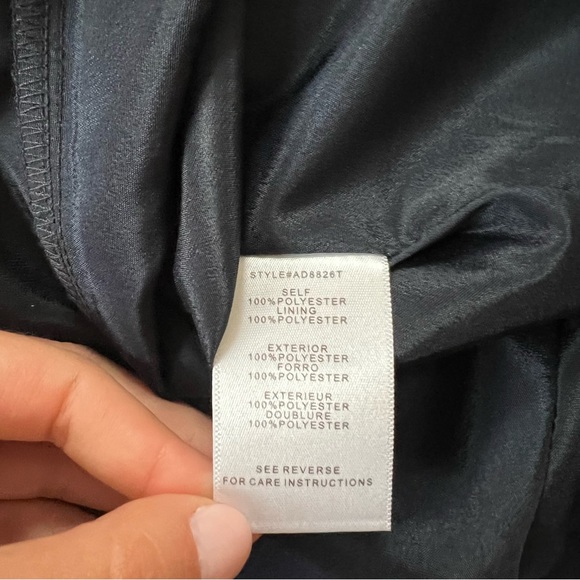 Black Tank Top - Picture 4 of 5